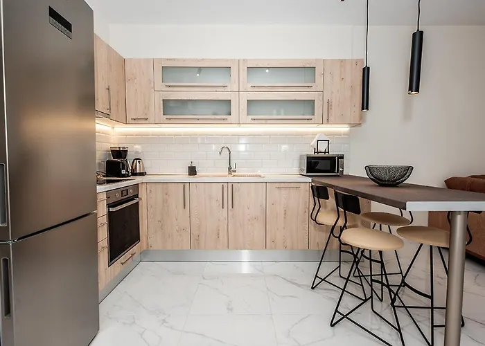 Central Luxury Apartment